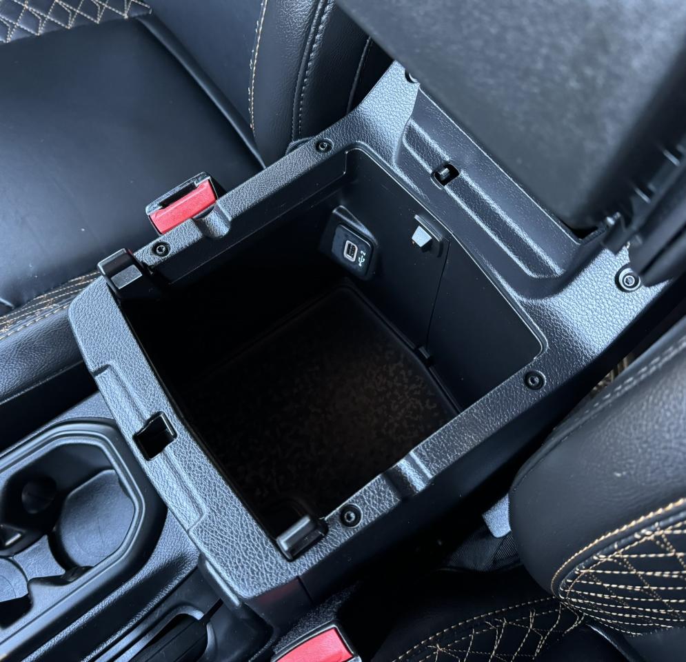 2023 Jeep Wrangler High Altitude 4 Door 4x4 SKY Power TOP! Photo