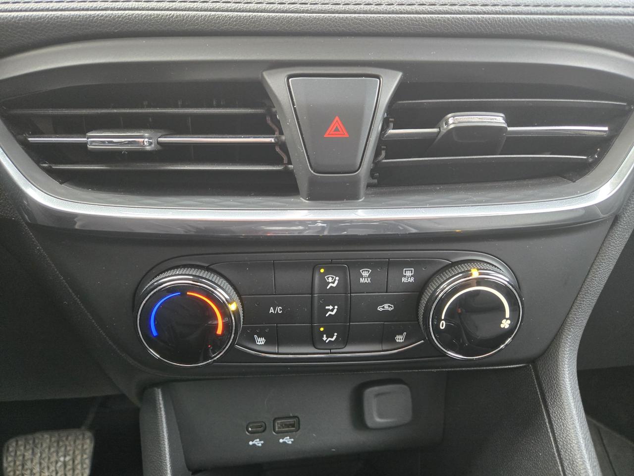 2024 Buick Encore GX Preferred Photo