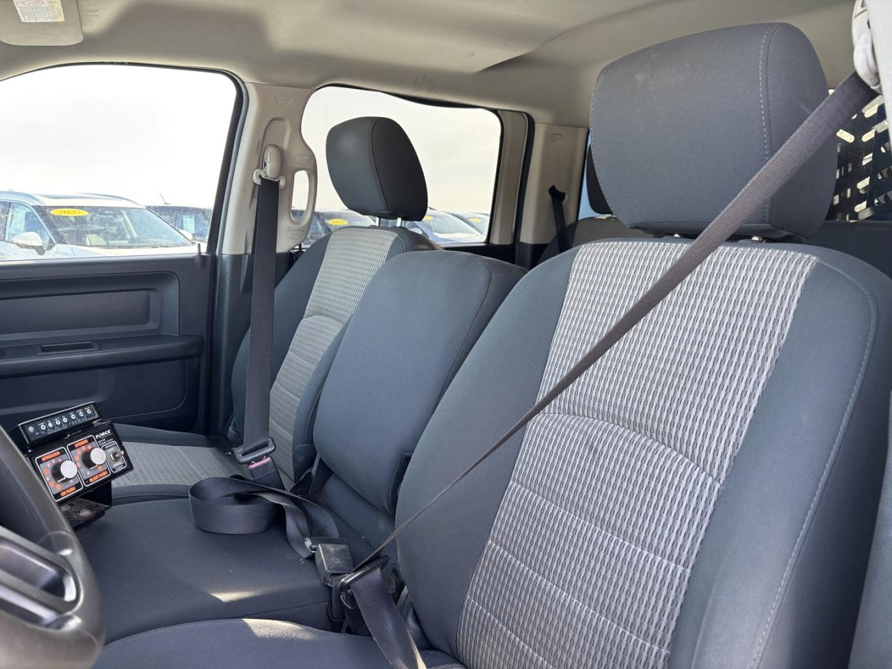 2012 Dodge Ram 4500 Crew Cab 4WD Diesel!4x4!Low mileage! Photo