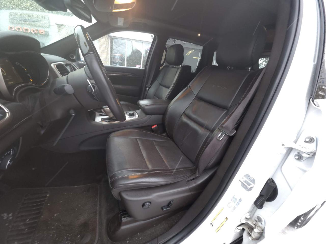 2016 Jeep Grand Cherokee Summit 4X4! 5.7L HEMI! LOW KMS! Photo