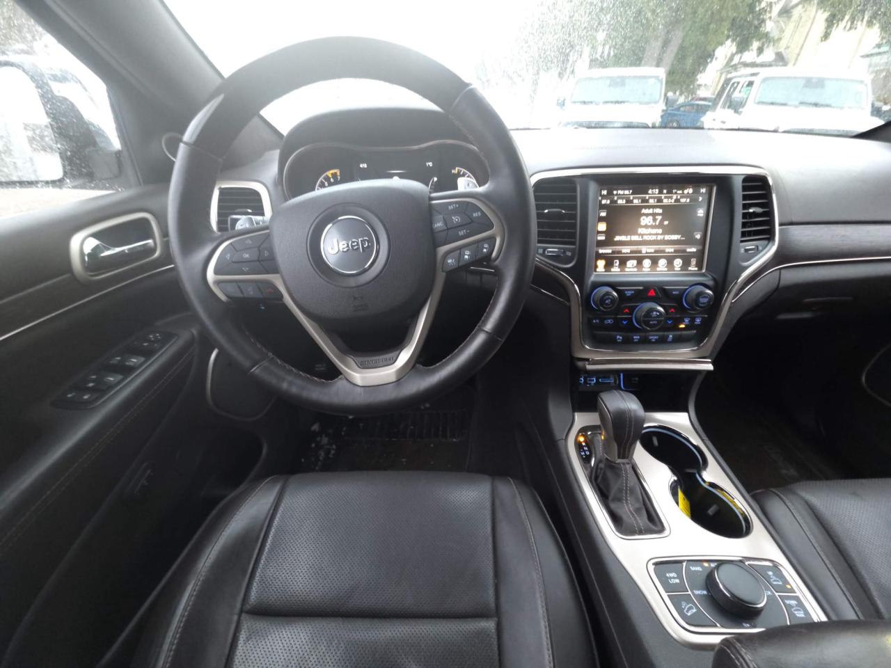 2016 Jeep Grand Cherokee Summit 4X4! 5.7L HEMI! LOW KMS! Photo