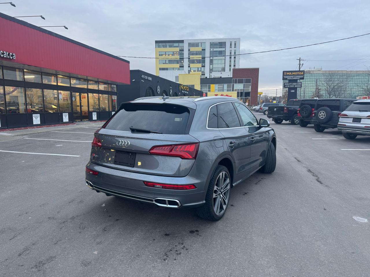 2018 Audi SQ5 PROGRESSIV AWD NAVI LEATHER PAN/ROOF B/SPOT CAMERA Photo4