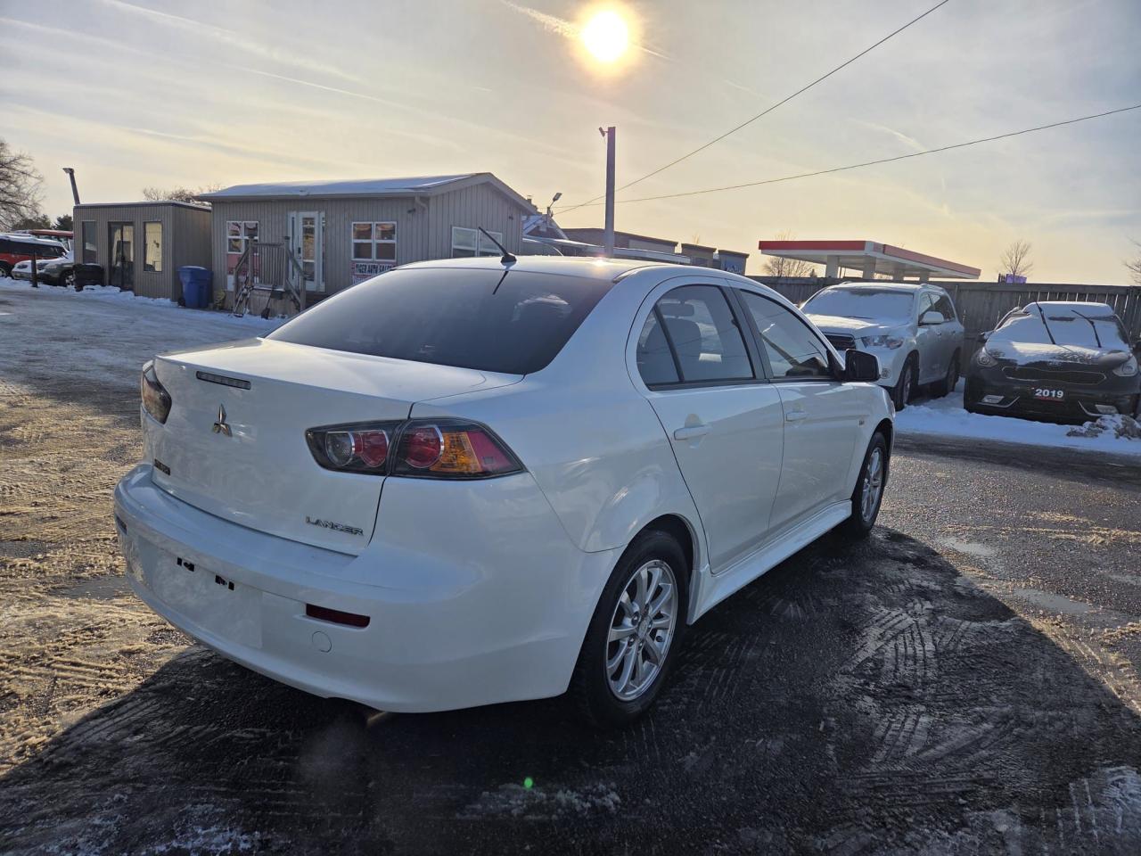 2011 Mitsubishi Lancer SE - Photo #5