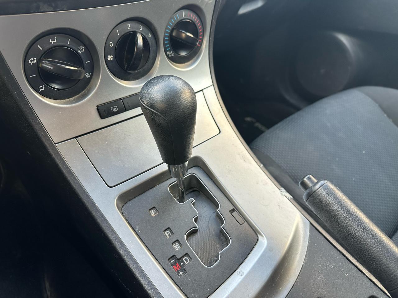 2011 Mazda MAZDA3 4dr Sdn Auto GX - Photo #8