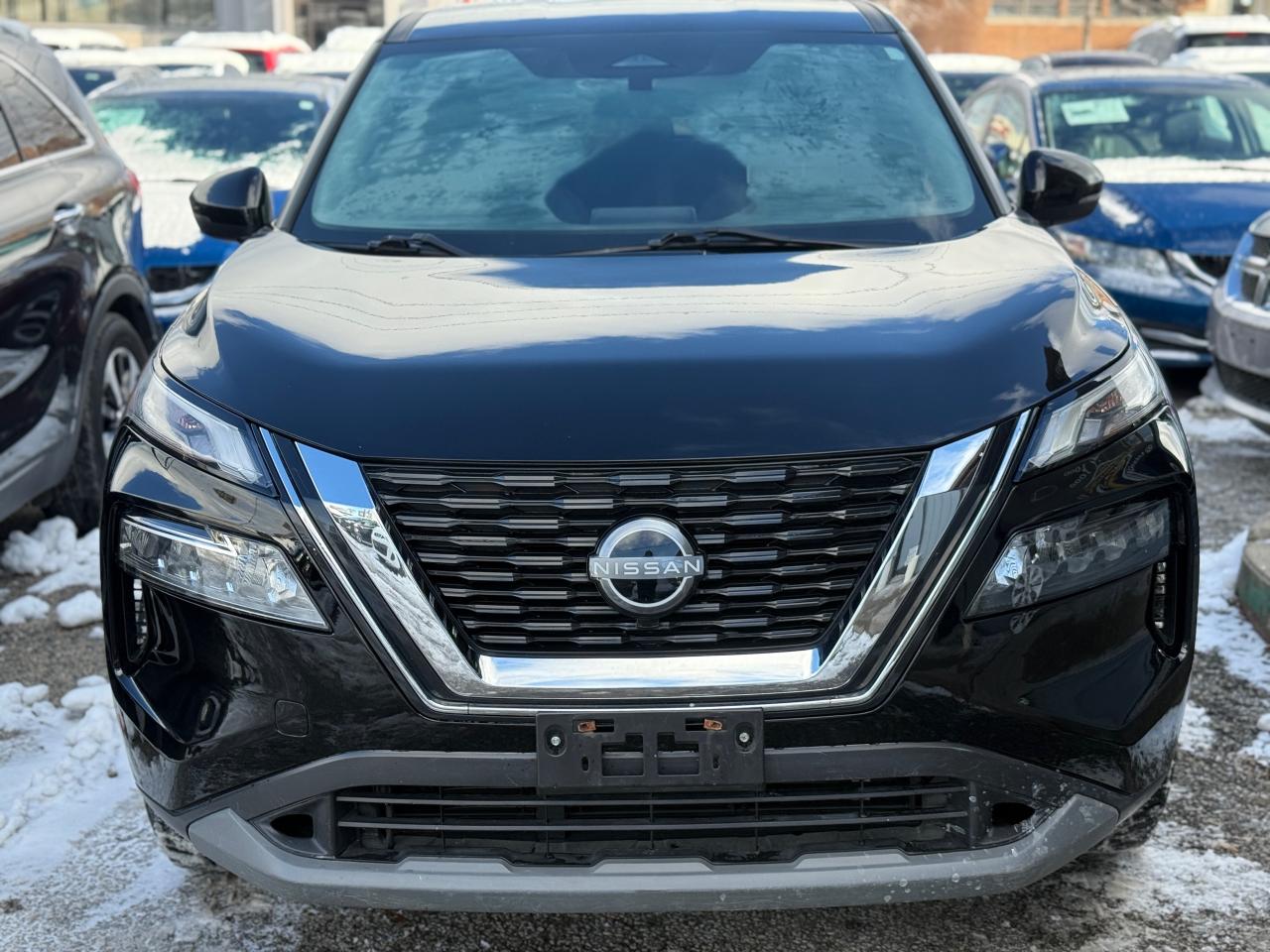 2022 Nissan Rogue S - Photo #2