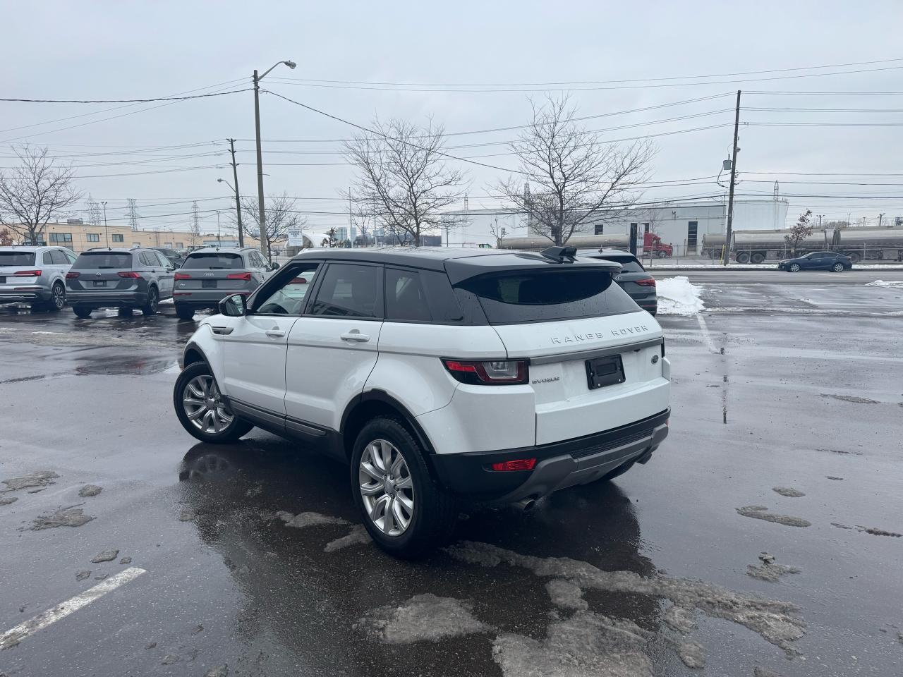 2018 Land Rover Range Rover Evoque SE AWD LEATHER PAN/ROOF NAV B/SPOT L/ASSIST CAMERA Photo4