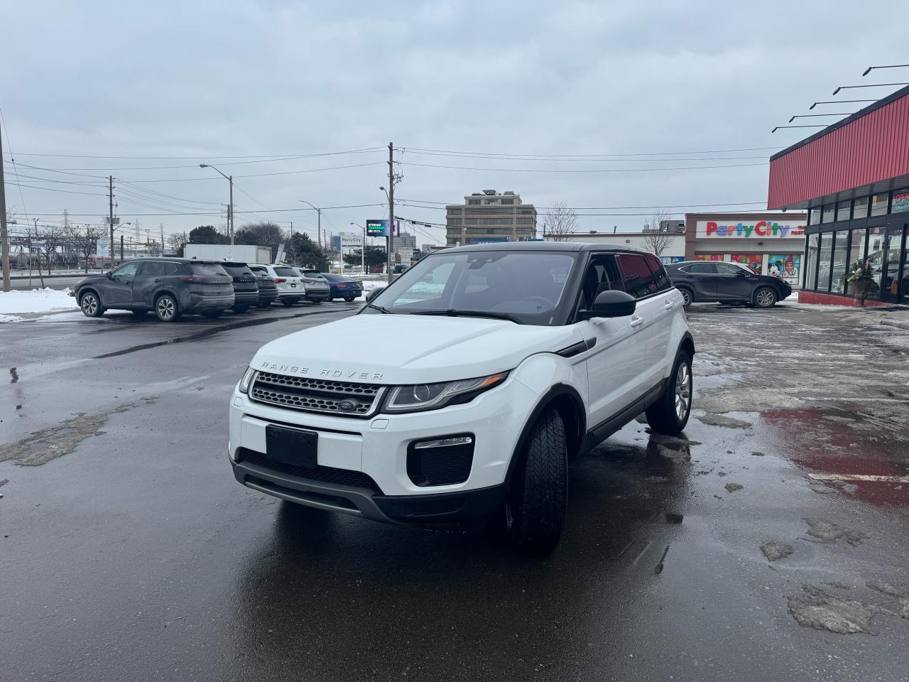 2018 Land Rover Range Rover Evoque SE AWD LEATHER PAN/ROOF NAV B/SPOT L/ASSIST CAMERA Photo