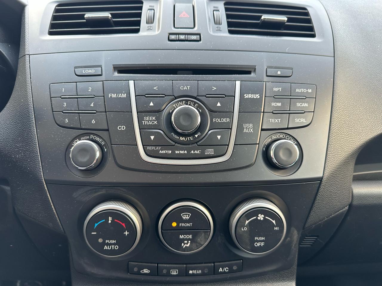 2017 Mazda MAZDA5 4dr Wgn Auto GS - Photo #9