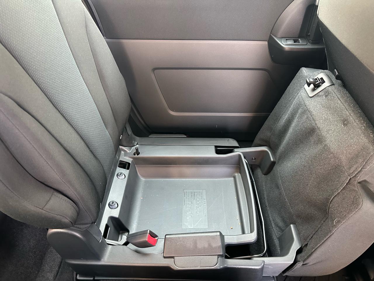 2017 Mazda MAZDA5 4dr Wgn Auto GS - Photo #11