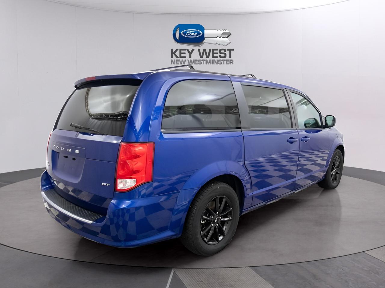 2020 Dodge Grand Caravan GT Photo3