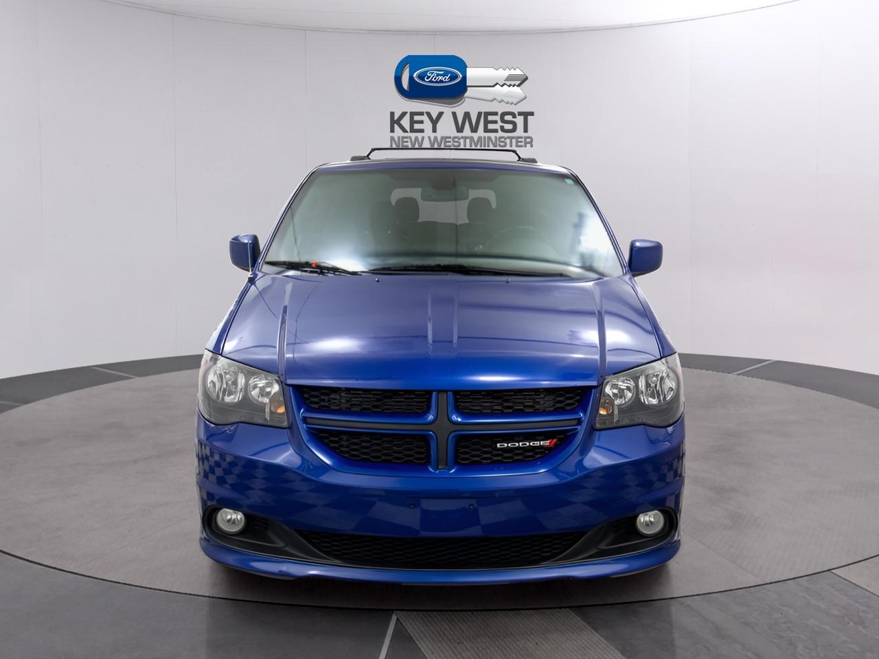 2020 Dodge Grand Caravan GT Photo2