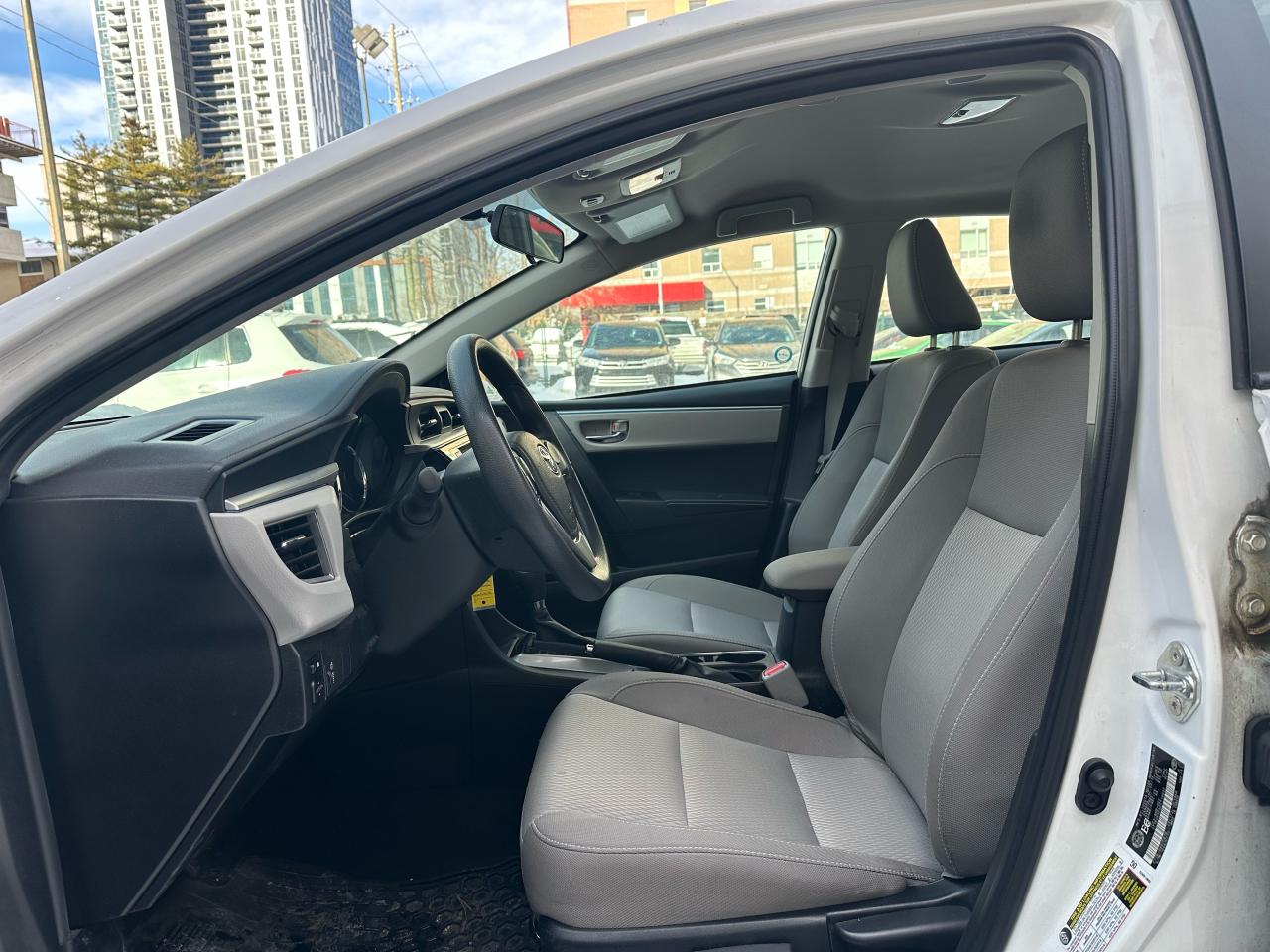 2014 Toyota Corolla 4DR SDN AUTO - Photo #5