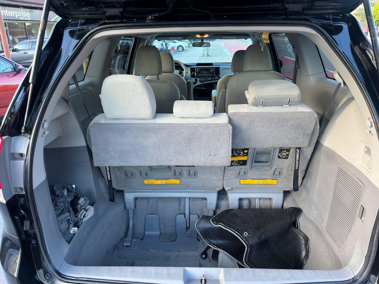 2011 Toyota Sienna 7 SEATS MINIVAN -MINT CONDITION-CLEAN TITLE & MORE Photo