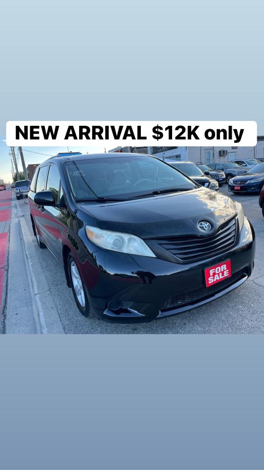 2011 Toyota Sienna 7 SEATS MINIVAN -MINT CONDITION-CLEAN TITLE & MORE Photo0