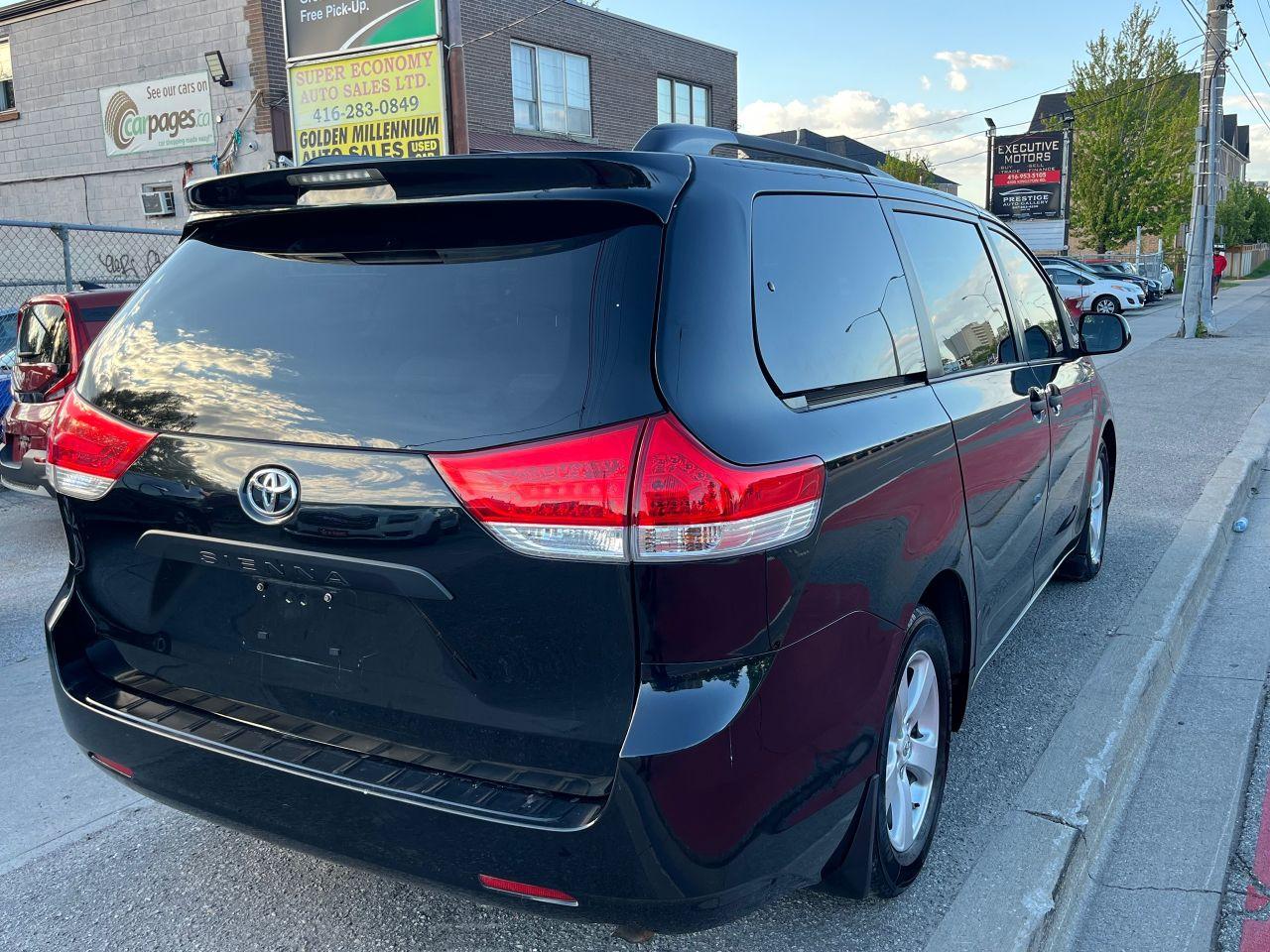 2011 Toyota Sienna 7 SEATS MINIVAN -MINT CONDITION-CLEAN TITLE & MORE Photo