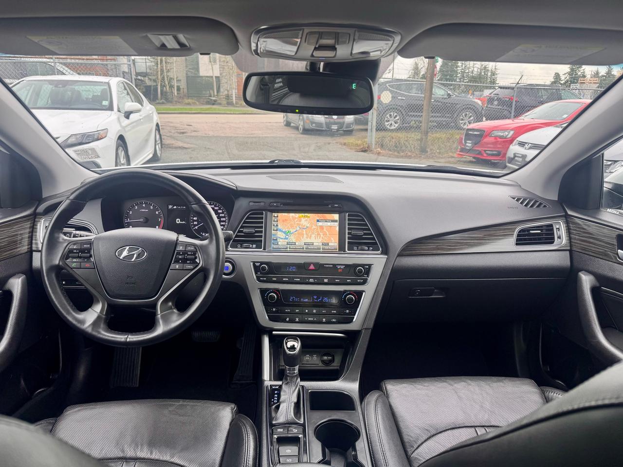 2015 Hyundai Sonata FINANCING AVAILABLE Photo10