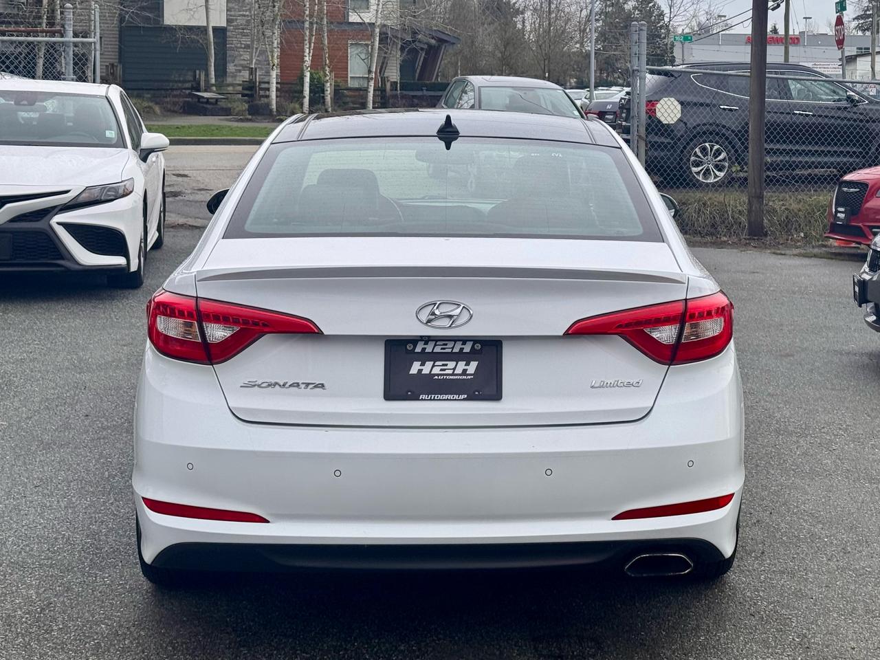 2015 Hyundai Sonata FINANCING AVAILABLE Photo6