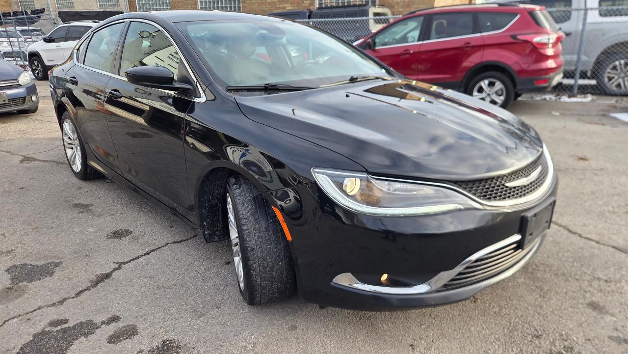 2016 Chrysler 200 Limited - Photo #6