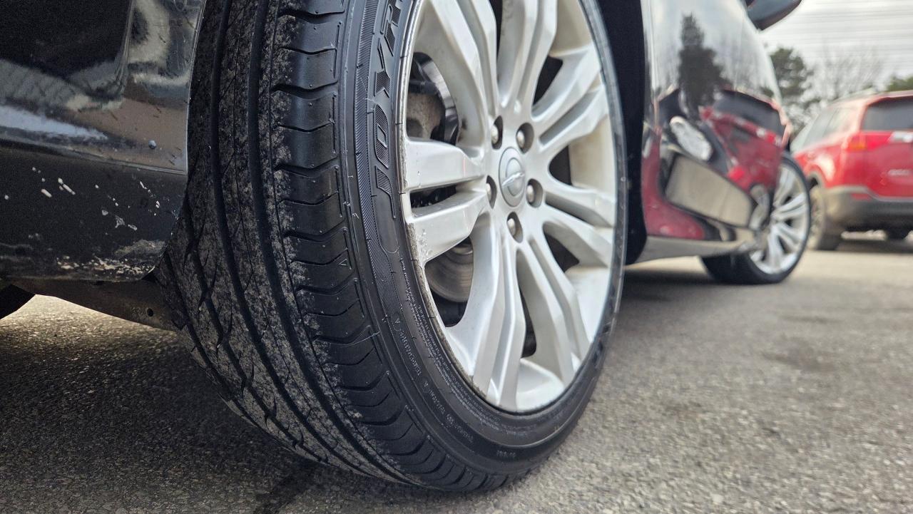 2016 Chrysler 200 Limited - Photo #17