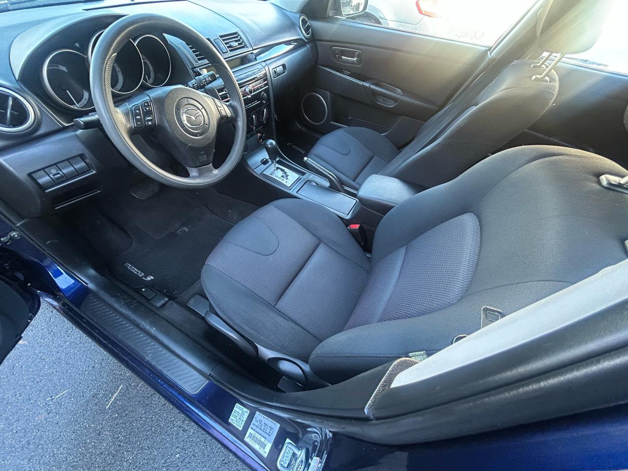 2009 Mazda MAZDA3 GS - Photo #9