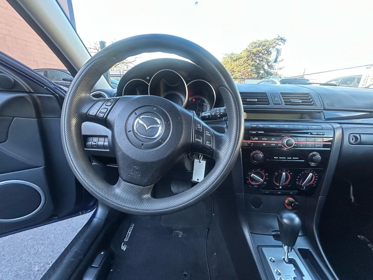 2009 Mazda MAZDA3 GS - Photo #11