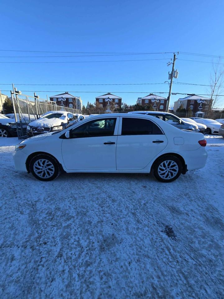 2013 Toyota Corolla CE - Photo #4