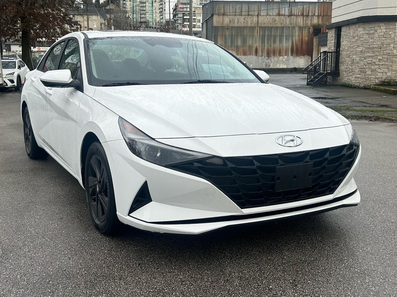 2023 Hyundai Elantra Preferred - Photo #4