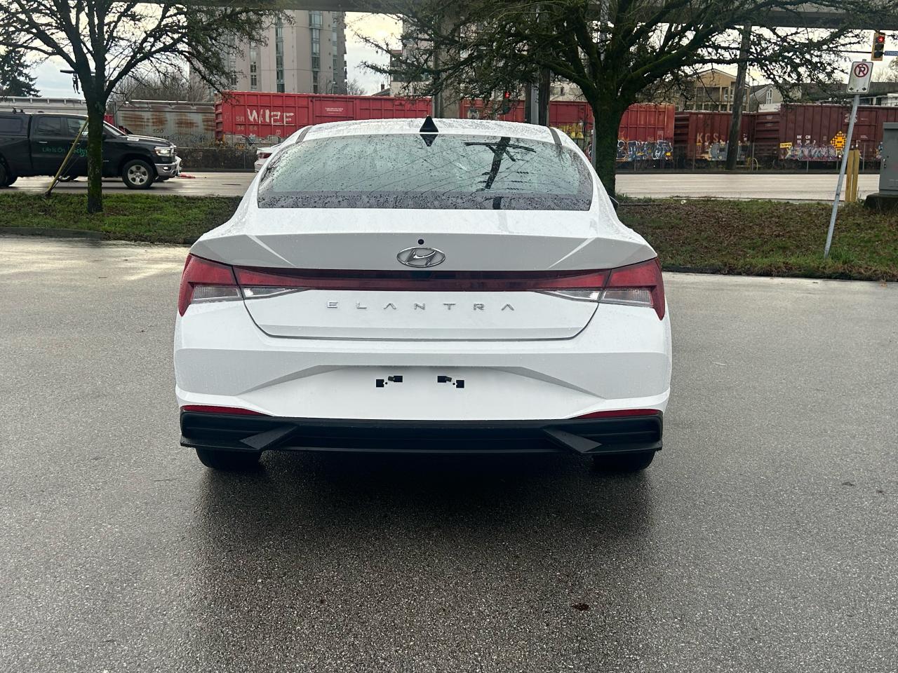 2023 Hyundai Elantra Preferred - Photo #7