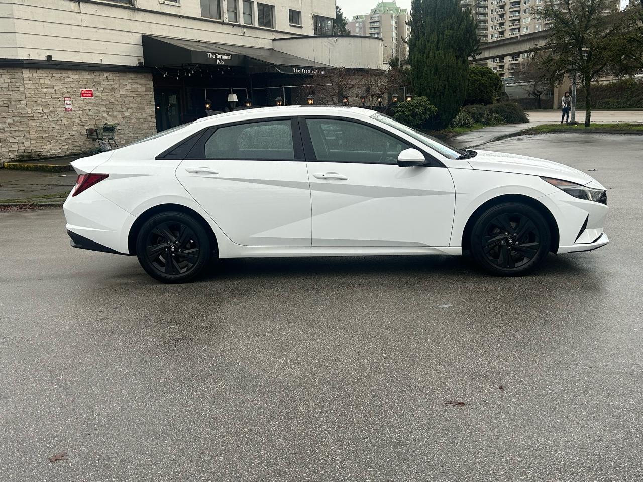 2023 Hyundai Elantra Preferred - Photo #5