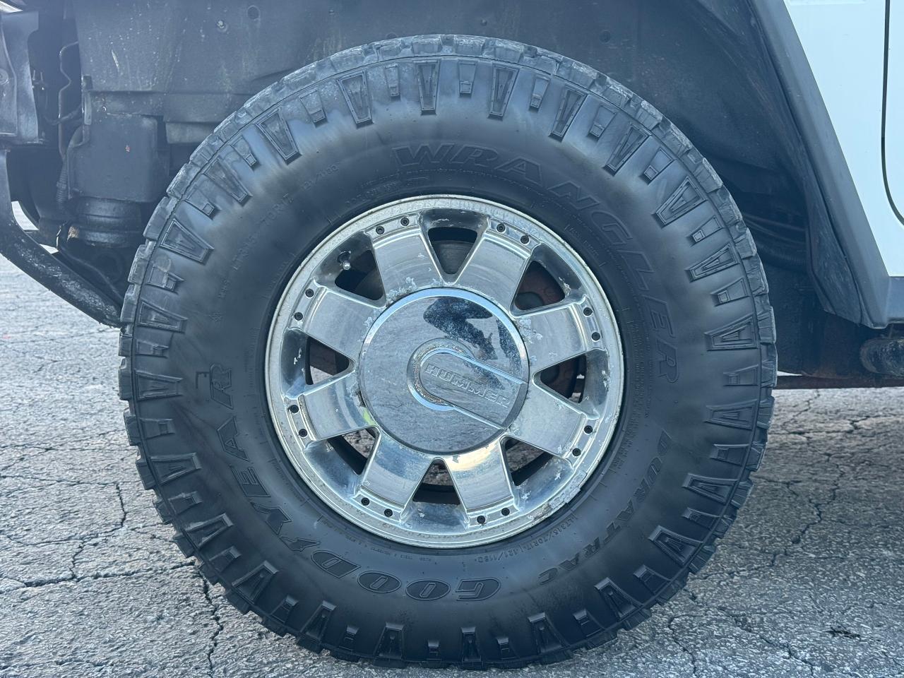 2004 Hummer H2 SUV **CLEAN CARFAX** Photo