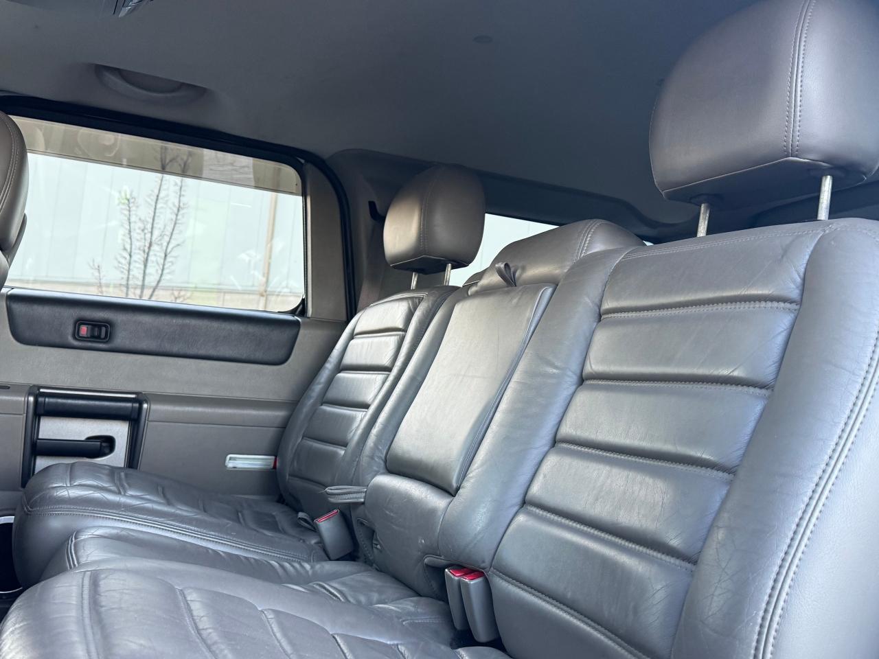 2004 Hummer H2 SUV **CLEAN CARFAX** Photo