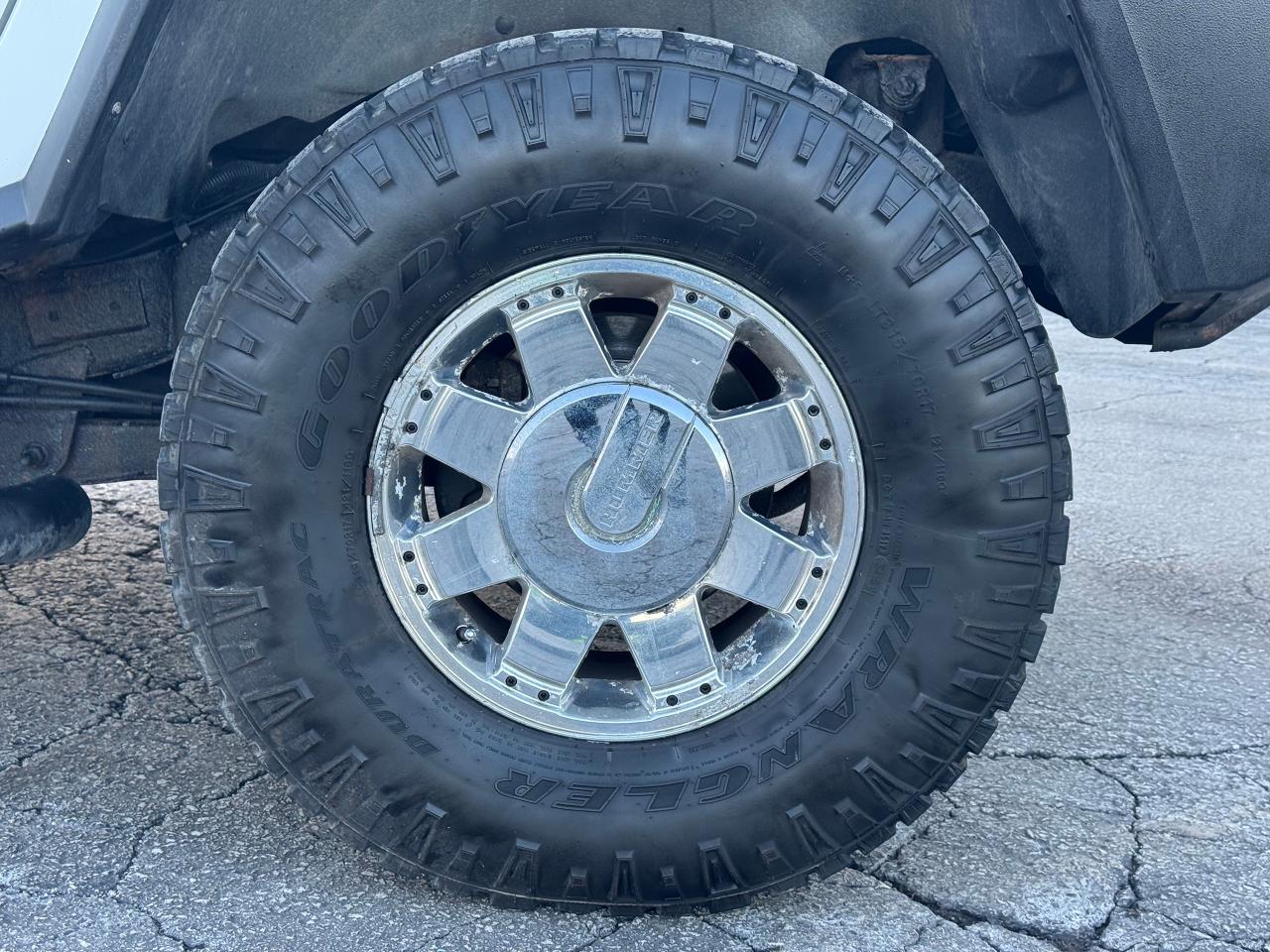 2004 Hummer H2 SUV **CLEAN CARFAX** - Photo #17