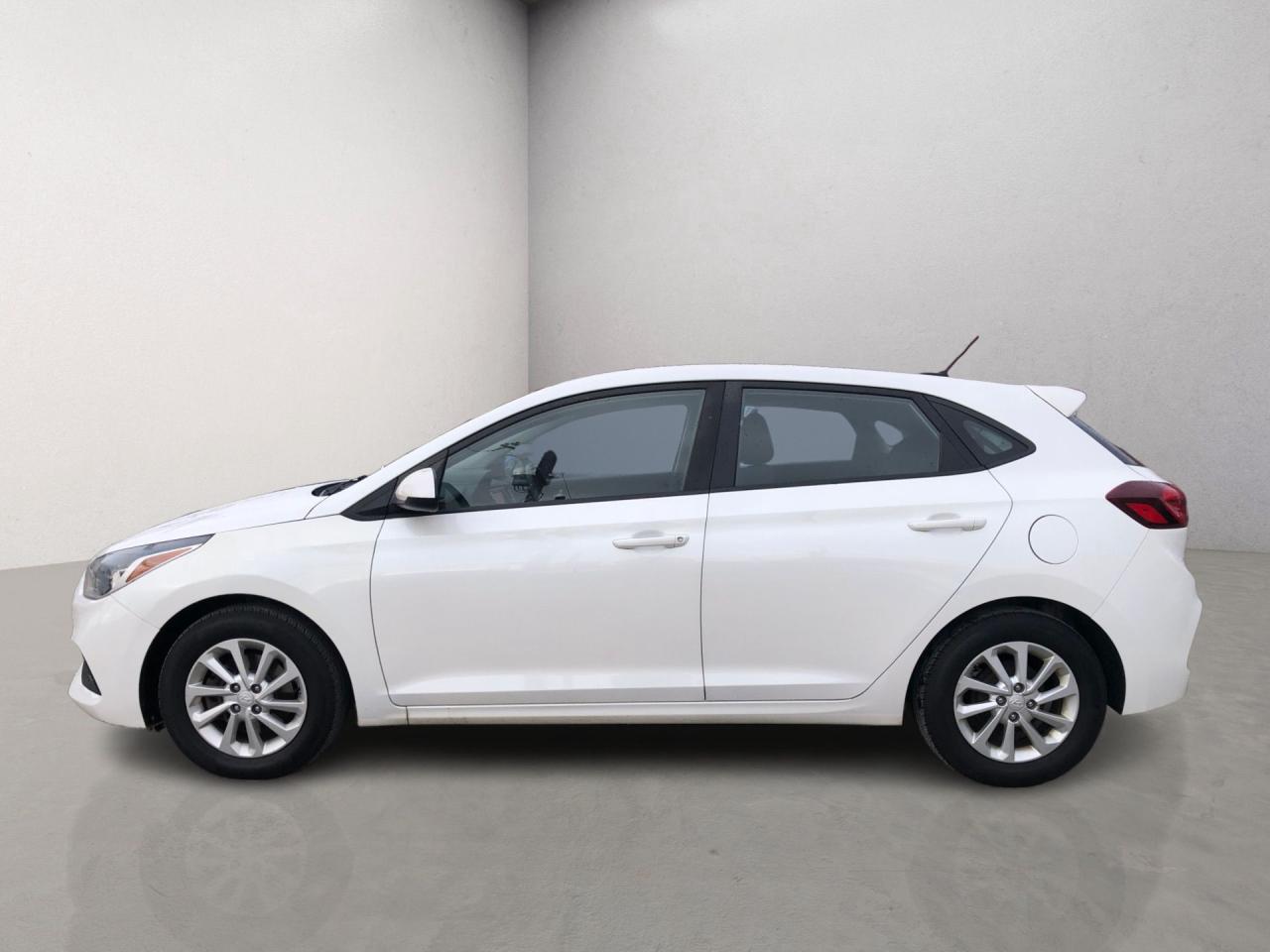 2019 Hyundai Accent Preferred / B.CAM / H.SEATS