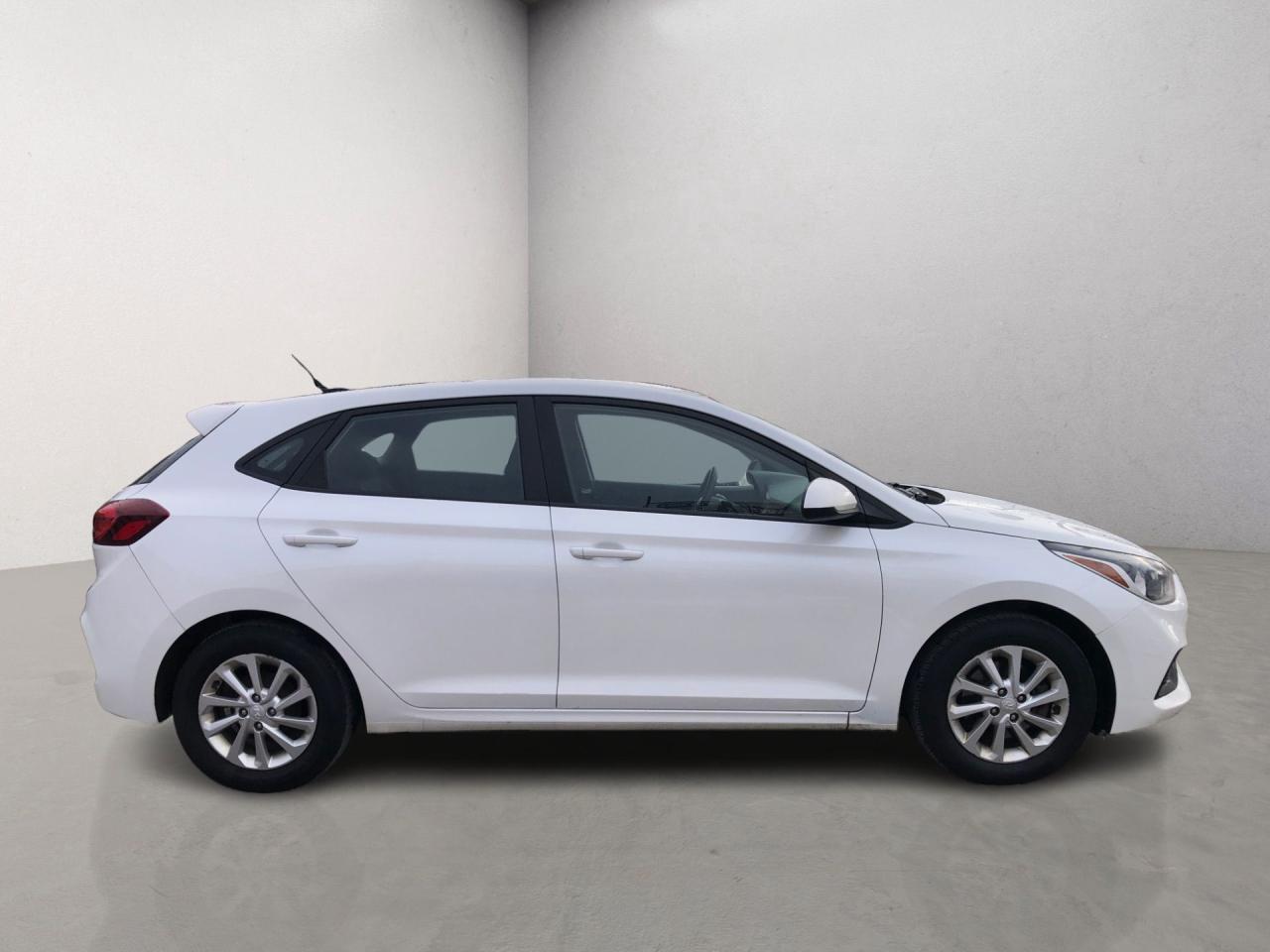 2019 Hyundai Accent Preferred / B.CAM / H.SEATS