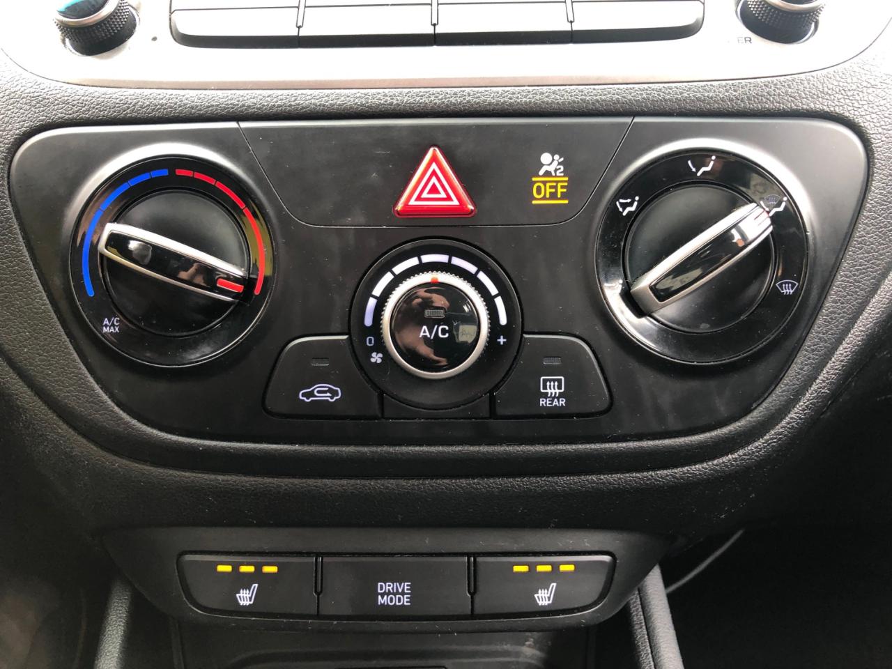 2019 Hyundai Accent Preferred / B.CAM / H.SEATS