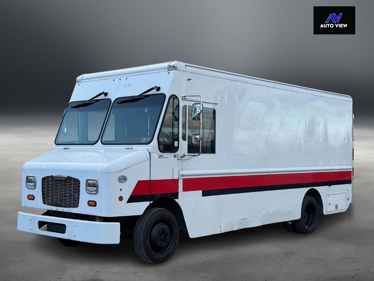 2016 Freightliner MT45 Chassis **6.7L CUMMINS MOTOR** Photo