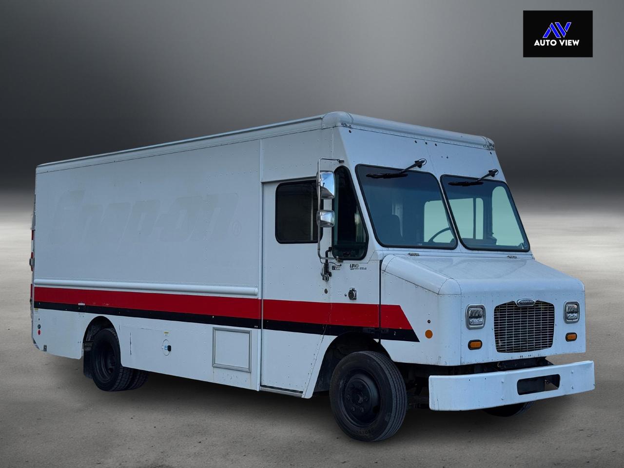 2016 Freightliner MT45 Chassis **6.7L CUMMINS MOTOR** - Photo #4