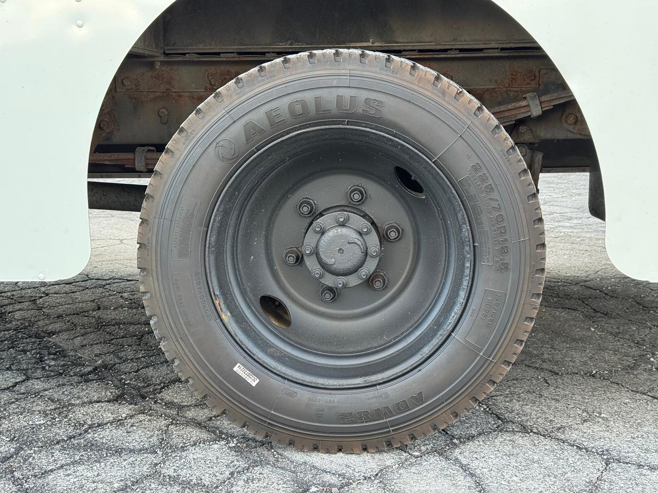 2016 Freightliner MT45 Chassis **6.7L CUMMINS MOTOR** Photo