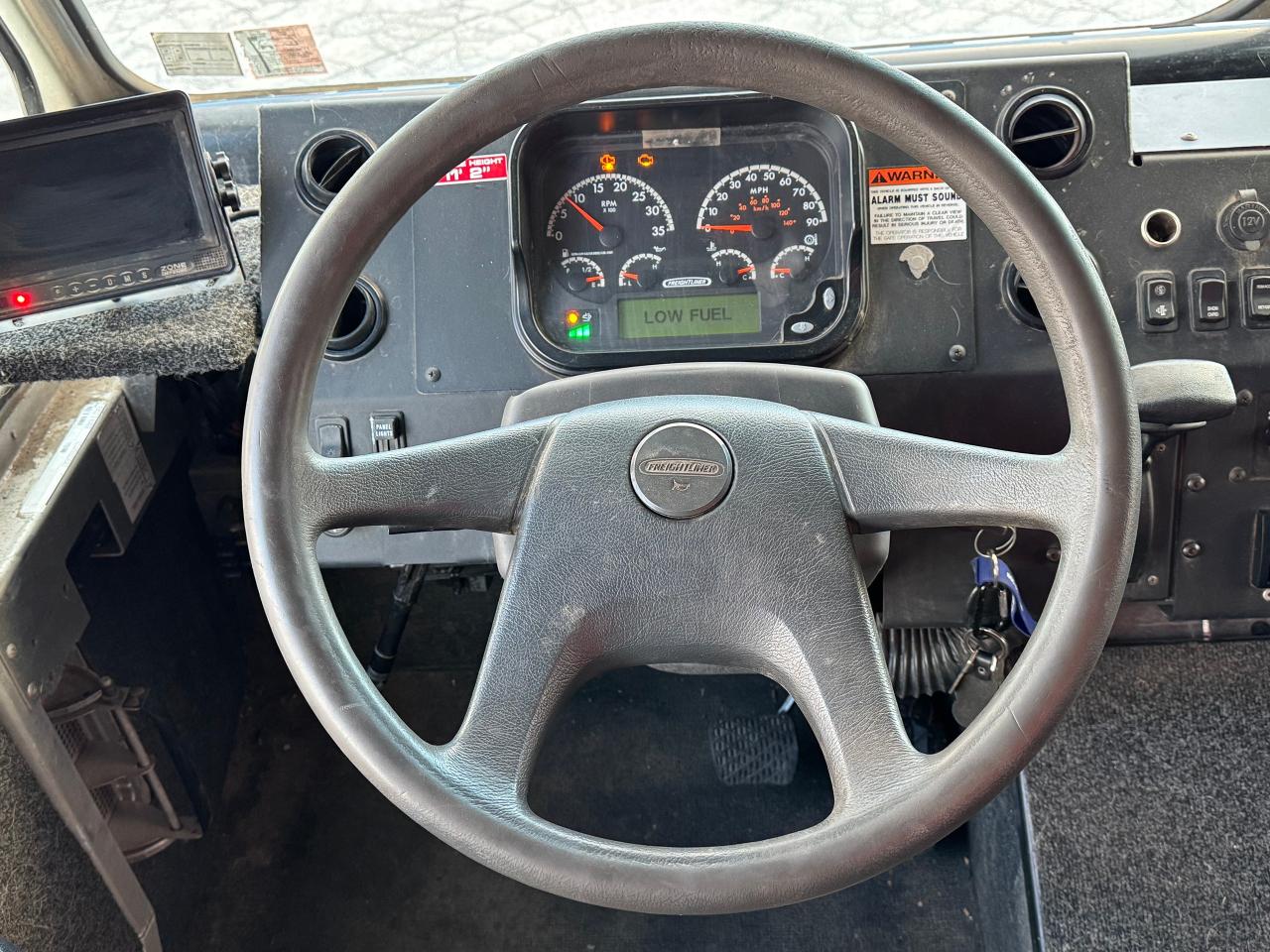 2016 Freightliner MT45 Chassis **6.7L CUMMINS MOTOR** - Photo #26