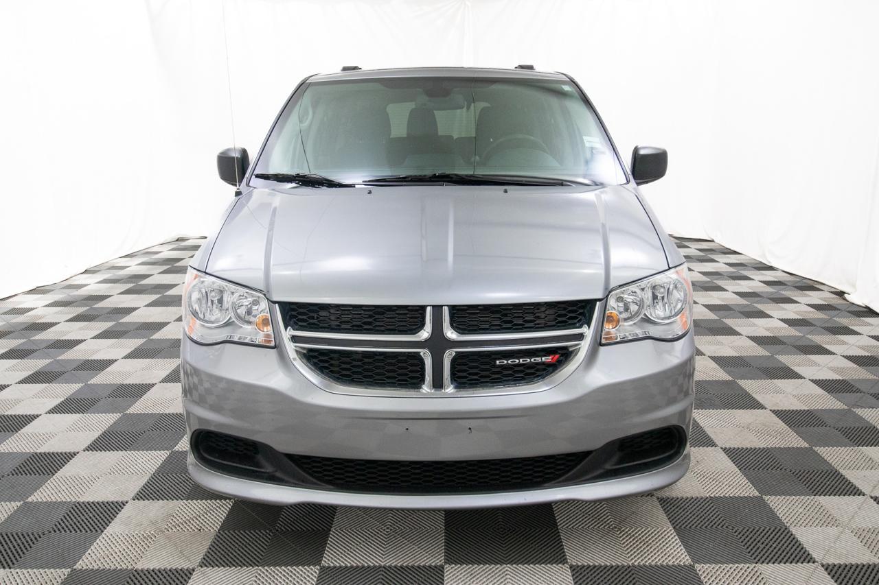 2019 Dodge Grand Caravan CANADA VALUE PACKAGE Photo2