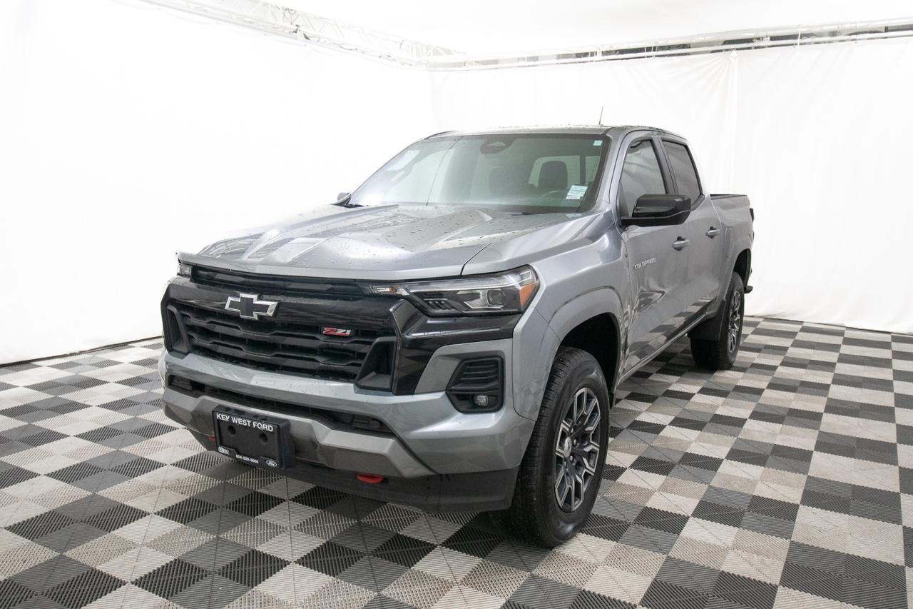 2023 Chevrolet Colorado 4WD Z71 Photo1