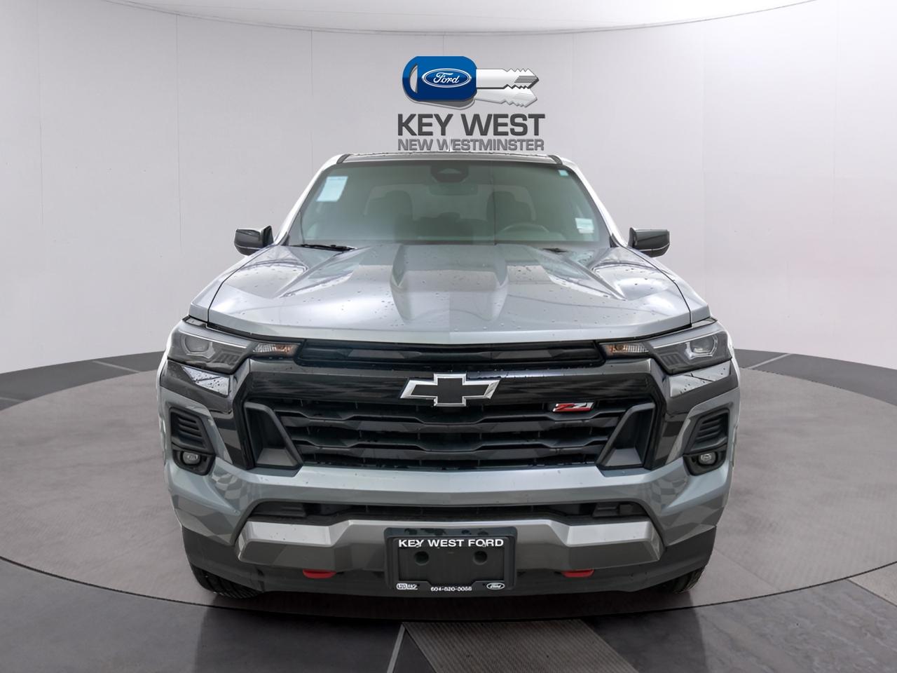 2023 Chevrolet Colorado 4WD Z71 Photo2