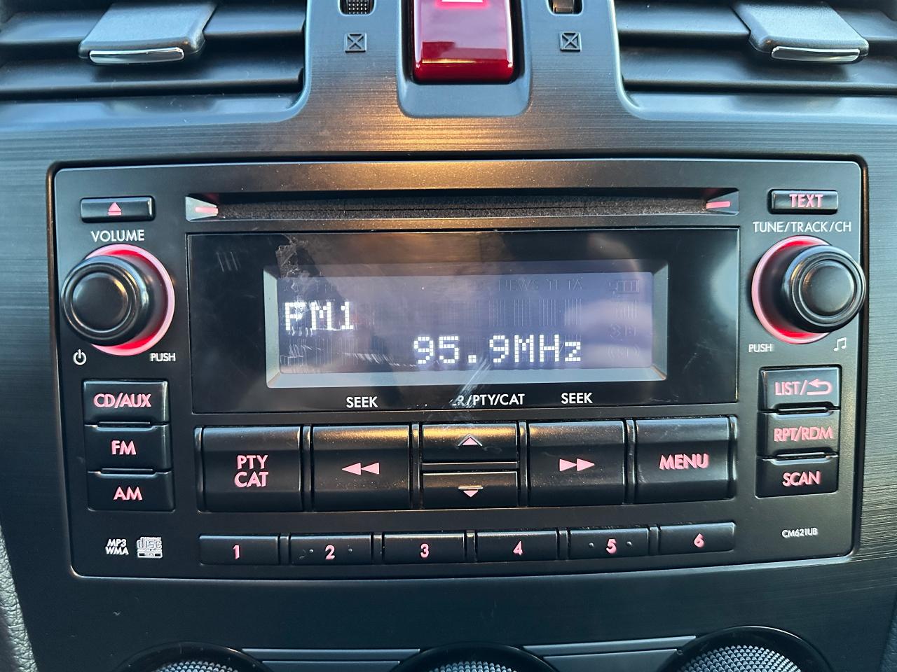 2014 Subaru XV Crosstrek 2.0i/SportPack 5Speed HTD-Cloth A/C FM CD Alloys Photo