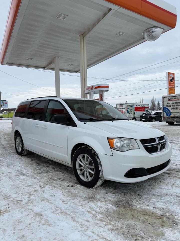 2016 Dodge Grand Caravan SXT - Photo #3