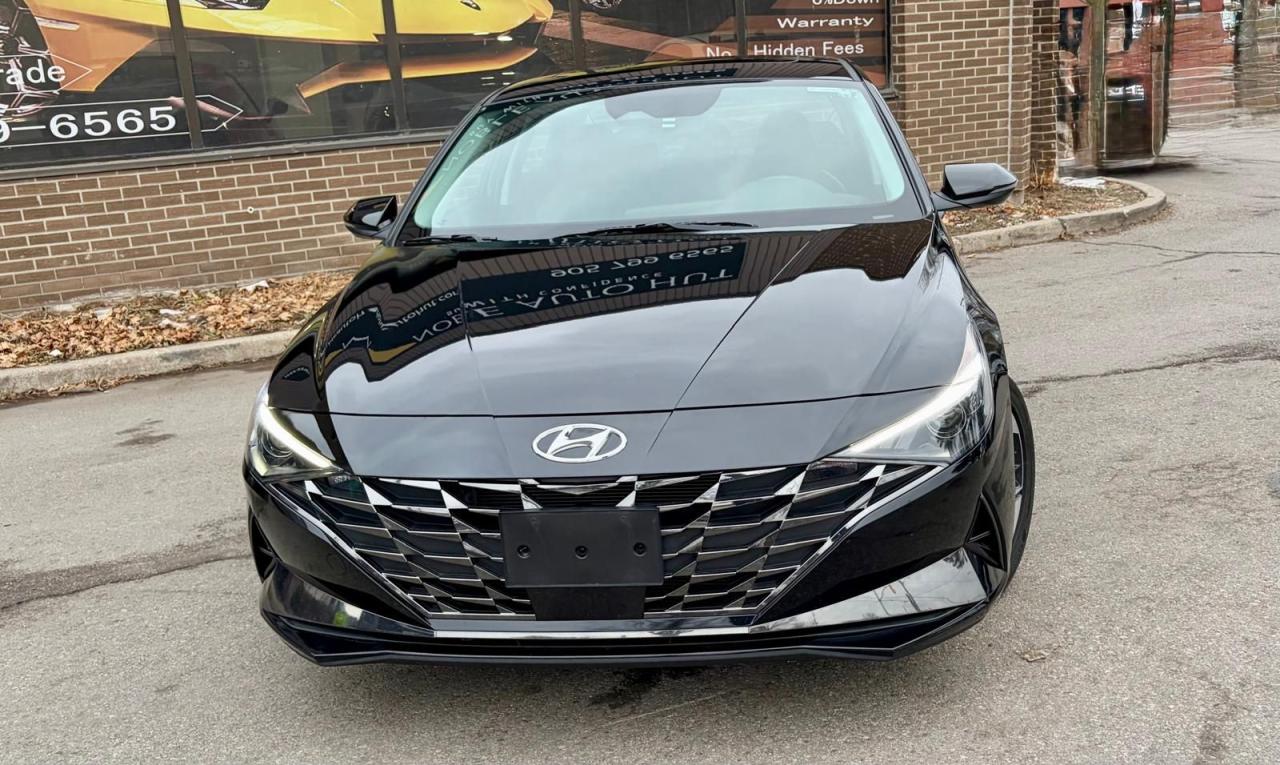 2023 Hyundai Elantra Luxury Photo2