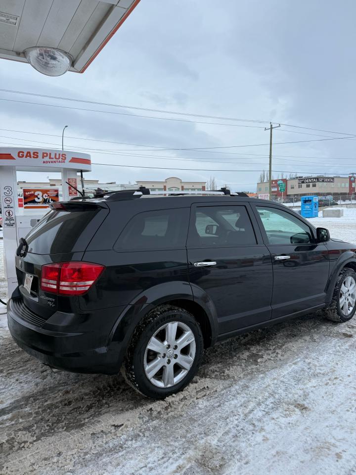 2009 Dodge Journey Fwd 4dr - Photo #4