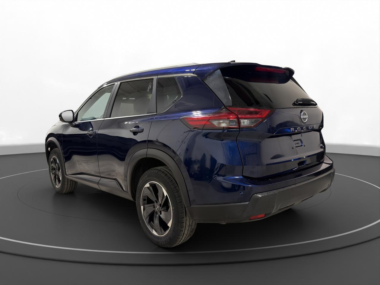 2025 Nissan Rogue Midnight Edition | SV Photo4