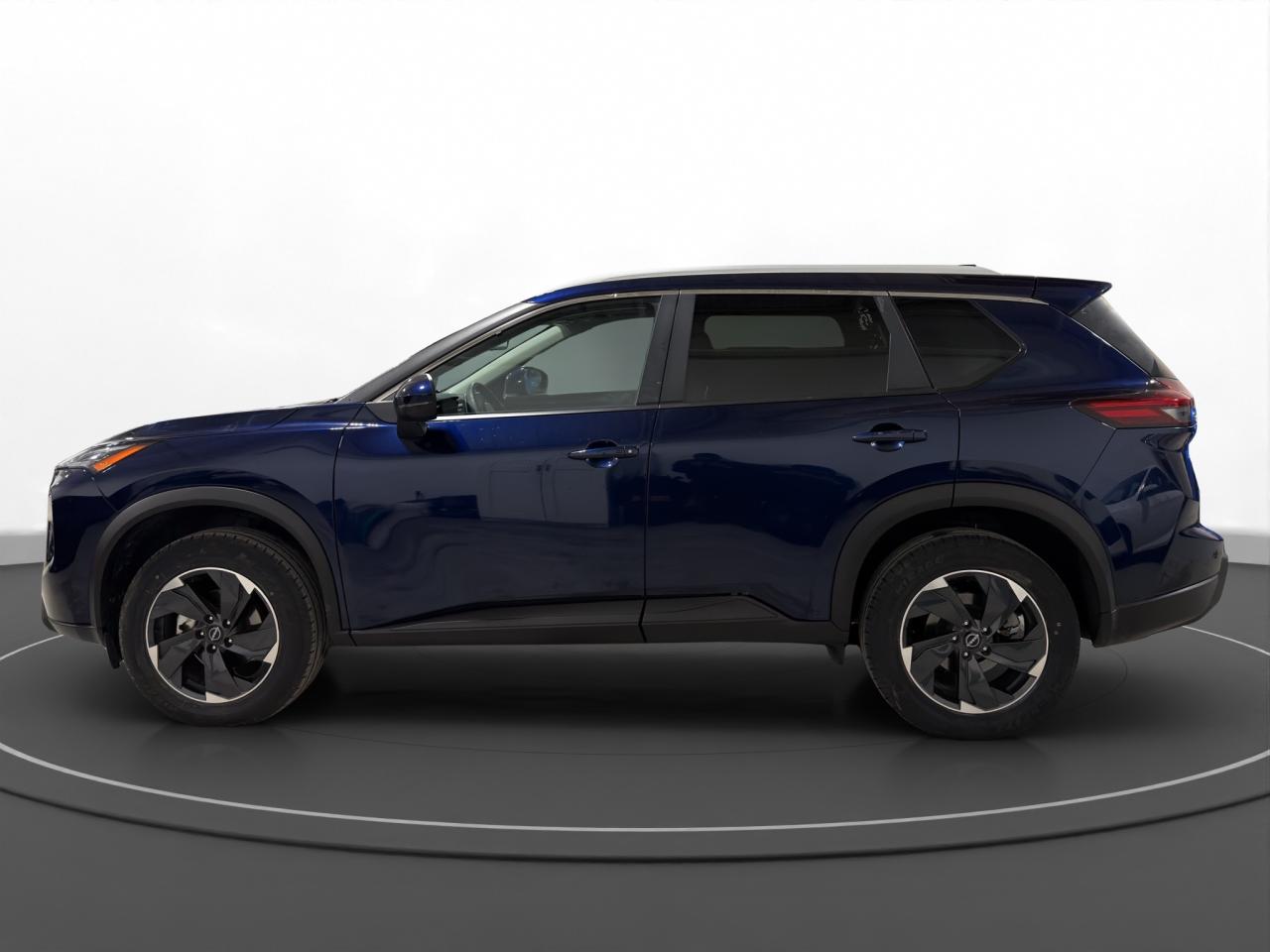 2025 Nissan Rogue Midnight Edition | SV Photo