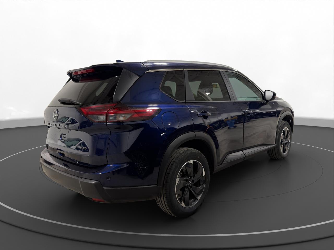 2025 Nissan Rogue Midnight Edition | SV Photo