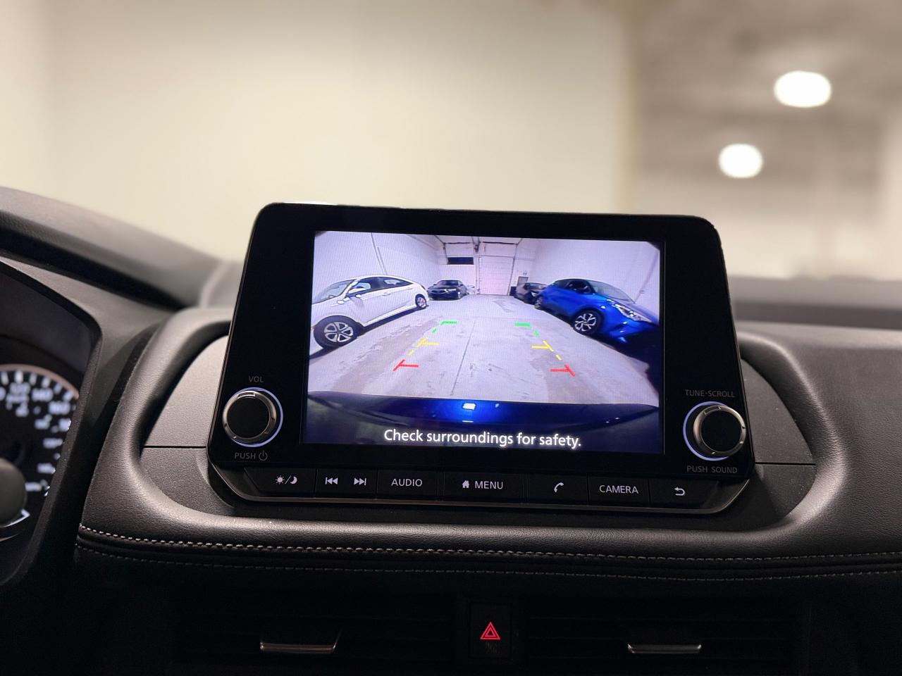 2025 Nissan Rogue Midnight Edition | SV Photo